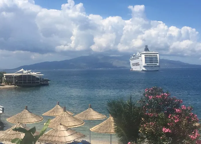 Royal Luxury For Queen And King * Saranda